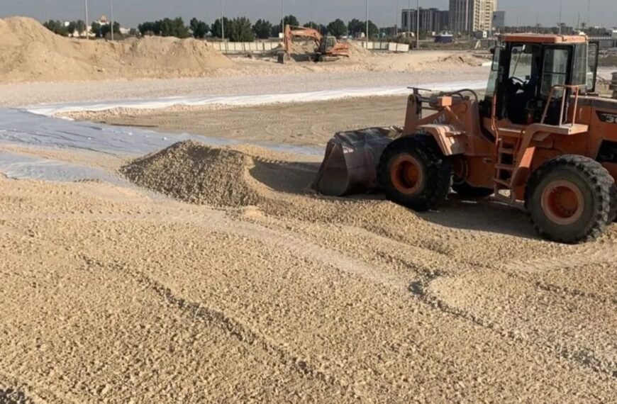 تنظيف بعد هدم بناء جدة